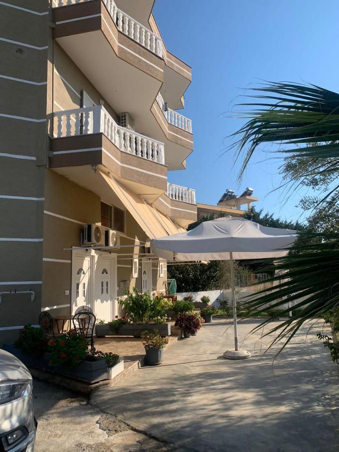 Aparthotel Vila Mario à Ksamil Extérieur photo